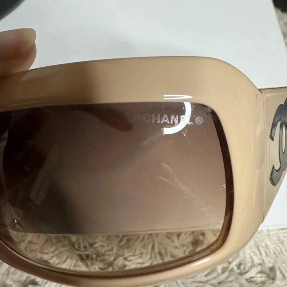 Chanel Authentic Mother of Pearl Sunglasses - Picture 7 of 11